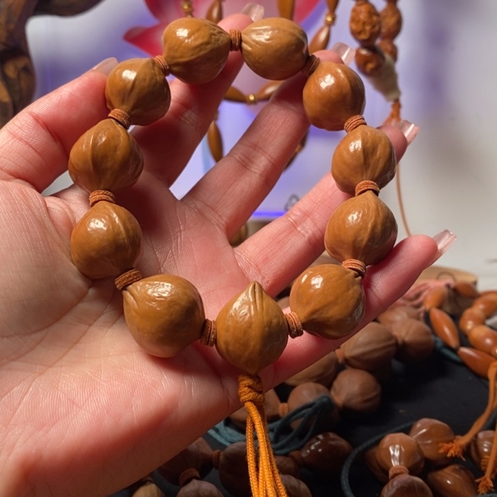 橄榄核手串/手链1.9蜜桃铁盒