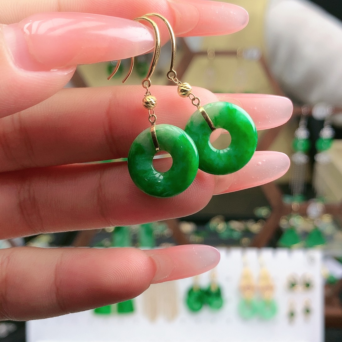 翡翠耳饰18K金镶嵌耳饰