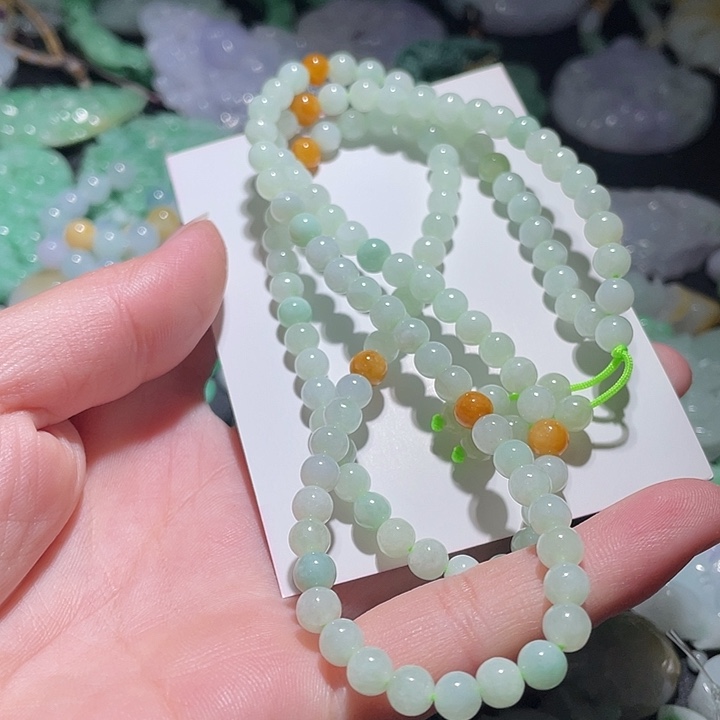 颈饰未镶嵌翡翠天