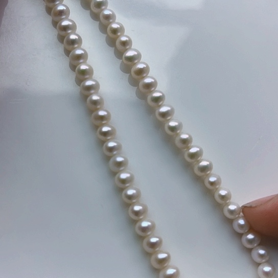 淡水珍珠颈饰未镶嵌