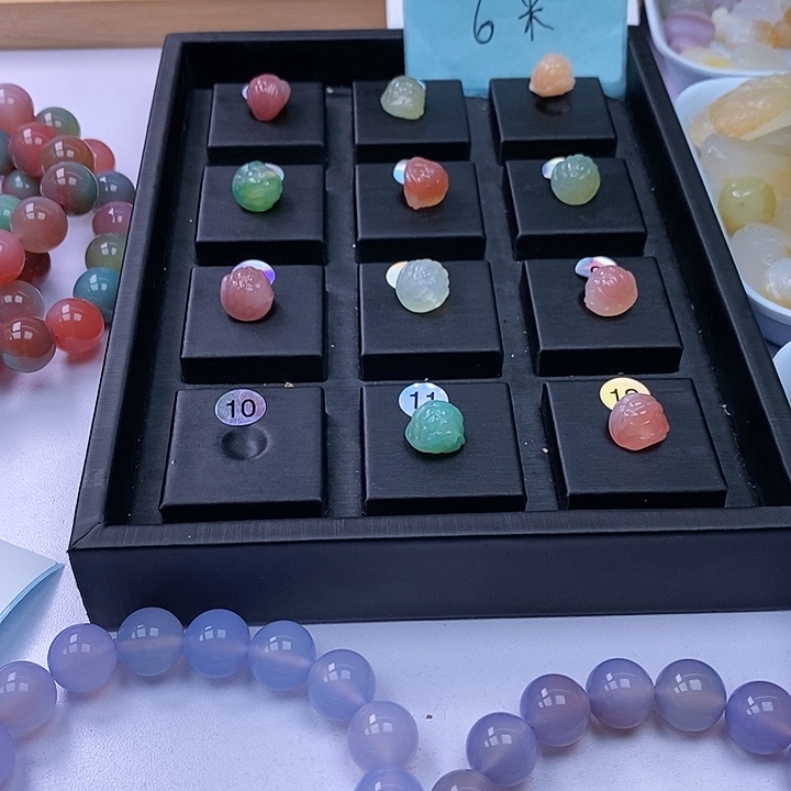 玛瑙/玉髓雕刻件未镶嵌A**n