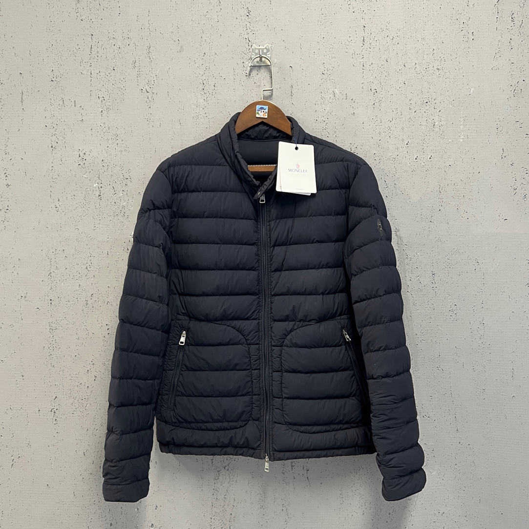 95新 MONCLER moncler蒙口手臂黑标薄款羽绒服4码