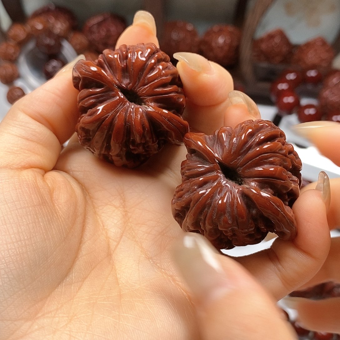 吊坠橄榄核四座楼