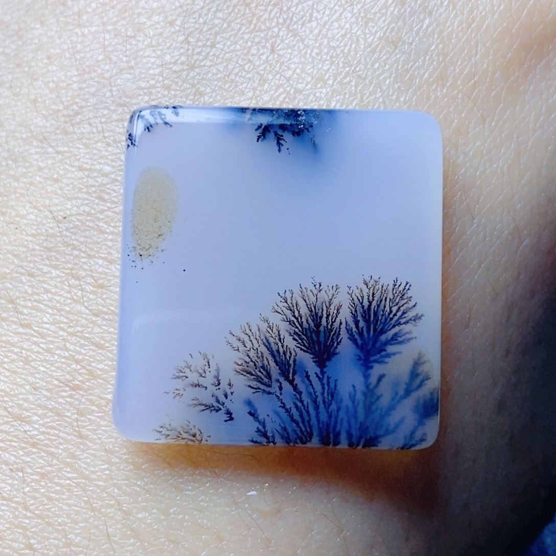 玛瑙/玉髓未镶嵌珠宝奇石