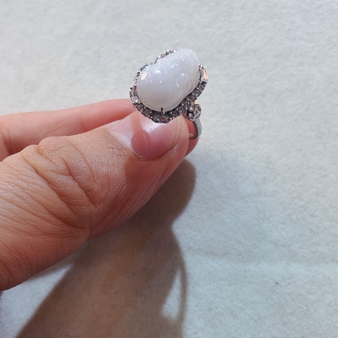 翡翠戒指银S925镶嵌戒指