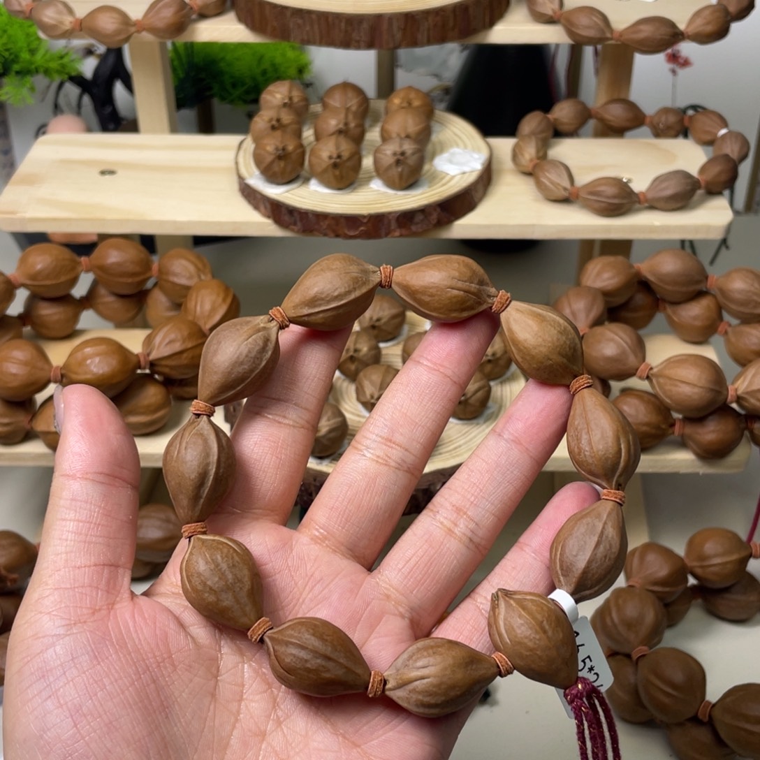 橄榄核手串/手链16.5*26三面佛