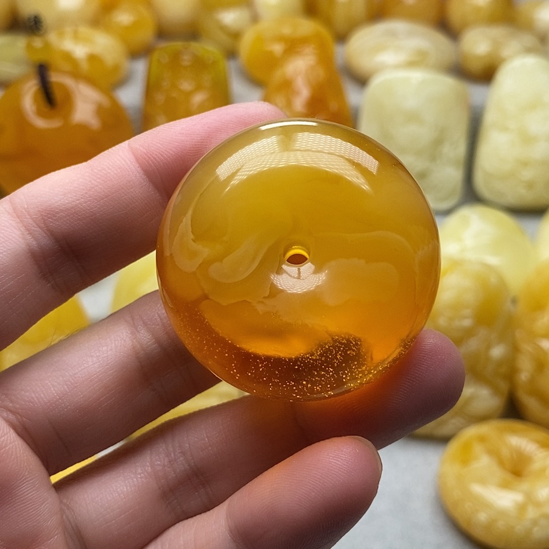 琥珀颈饰未镶嵌琥珀蜜蜡吊坠