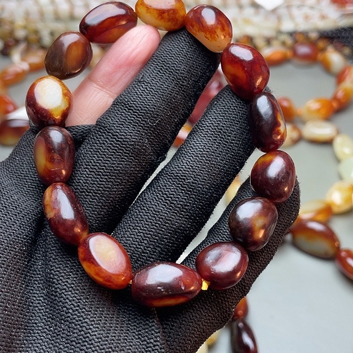 和田玉未镶嵌手链