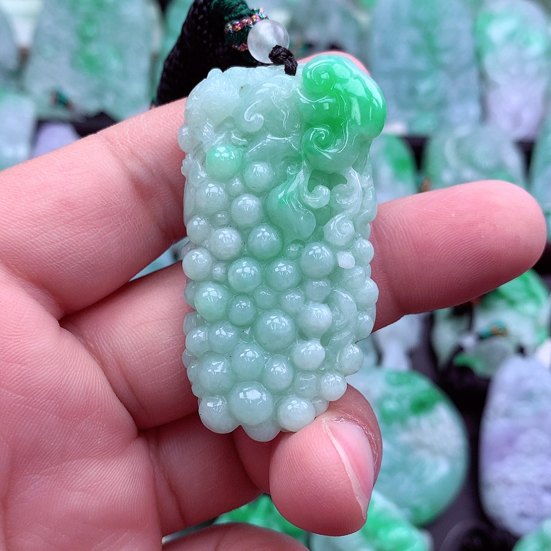 翡翠吊坠(不含链)未镶嵌