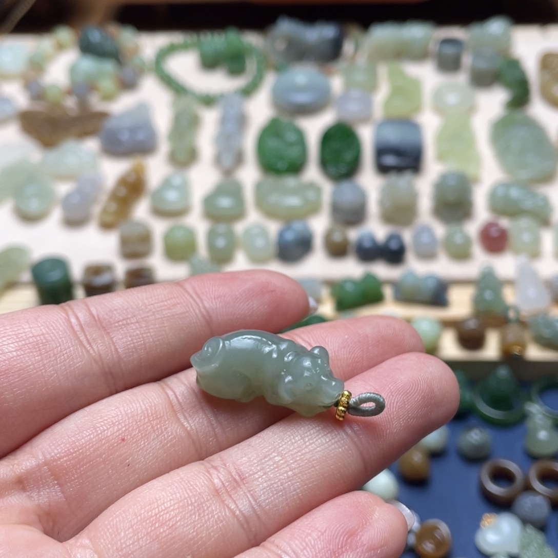 和田玉未镶嵌吊坠(不含链)