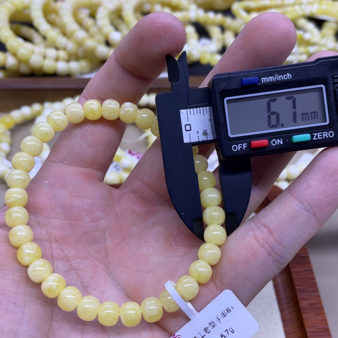 琥珀未镶嵌颈饰精工老型手串