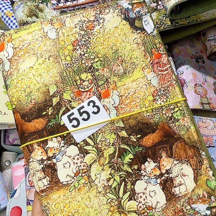 刺绣小*蓝a5活页加横线纸。    553