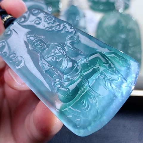 【闪购商品】翡翠颈饰未镶嵌天然翡翠