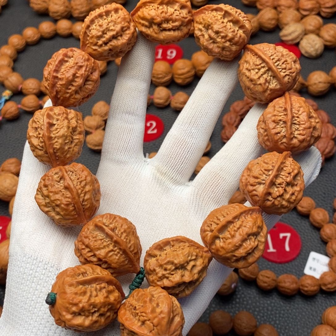 文玩核桃手串麒麟火焰