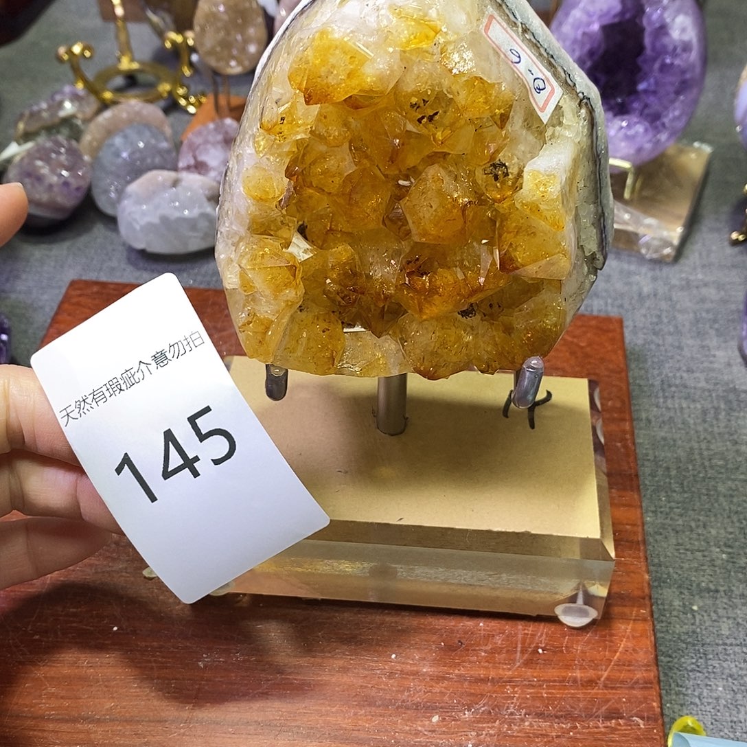 珠宝半成品未镶嵌紫晶