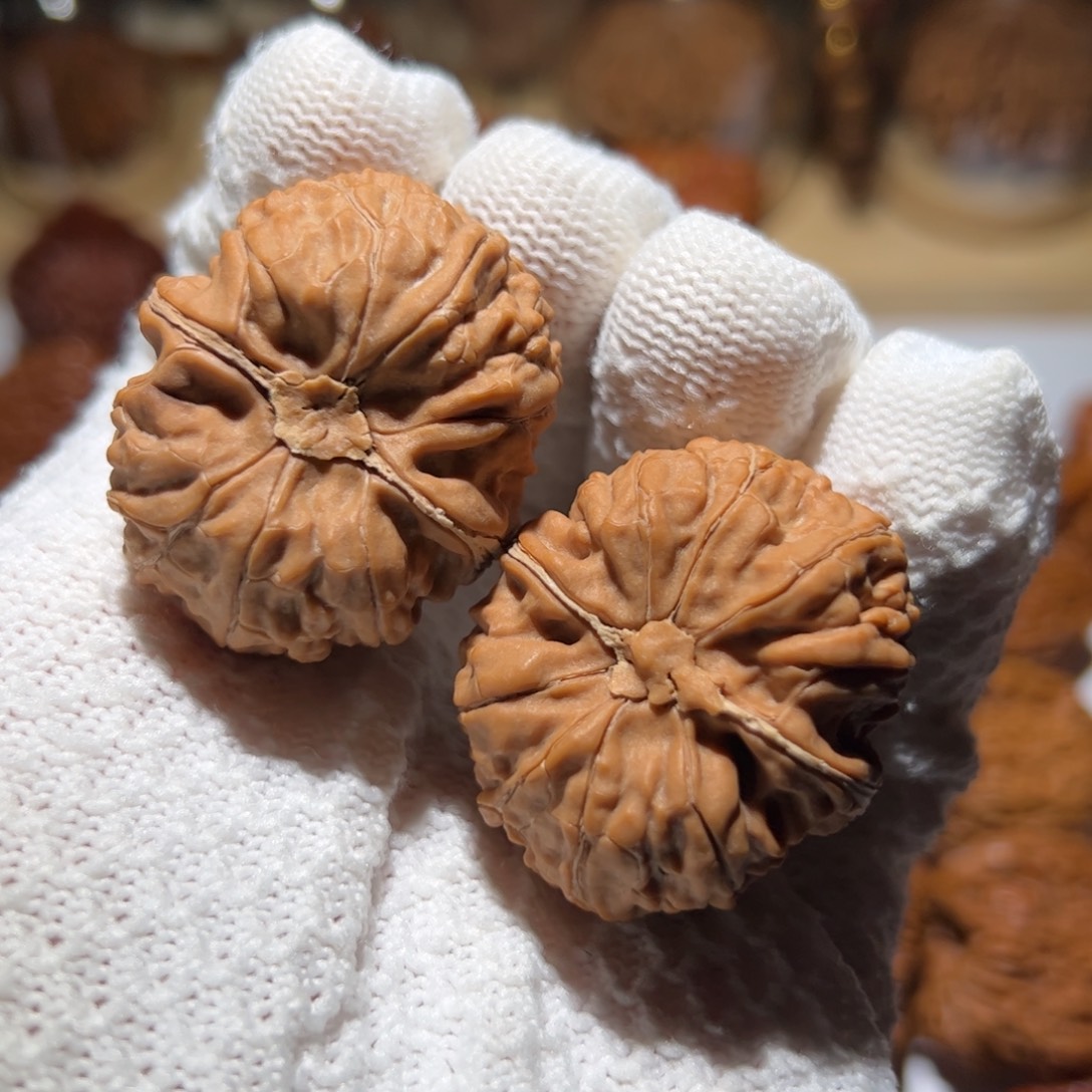 文玩核桃吊坠38貔貅元宝