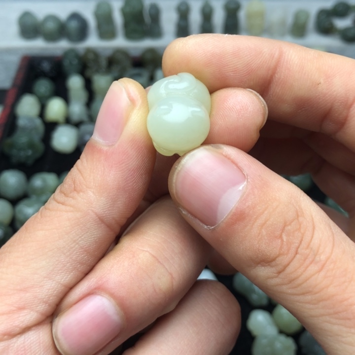 【闪购商品】和田玉颈饰未镶嵌小**呀