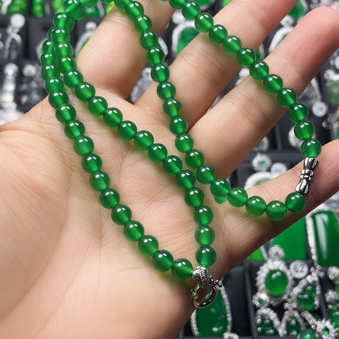 合金颈饰玛瑙/玉髓