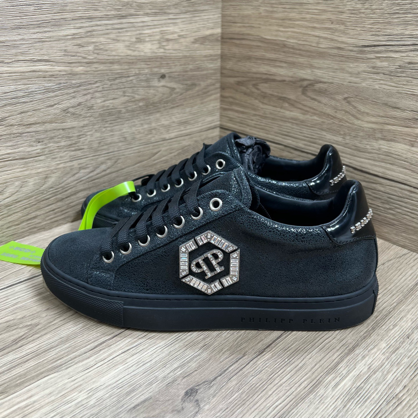 未使用 Philipp Plein 菲利普·普莱因 PP 黑色水钻板鞋 37码-38码