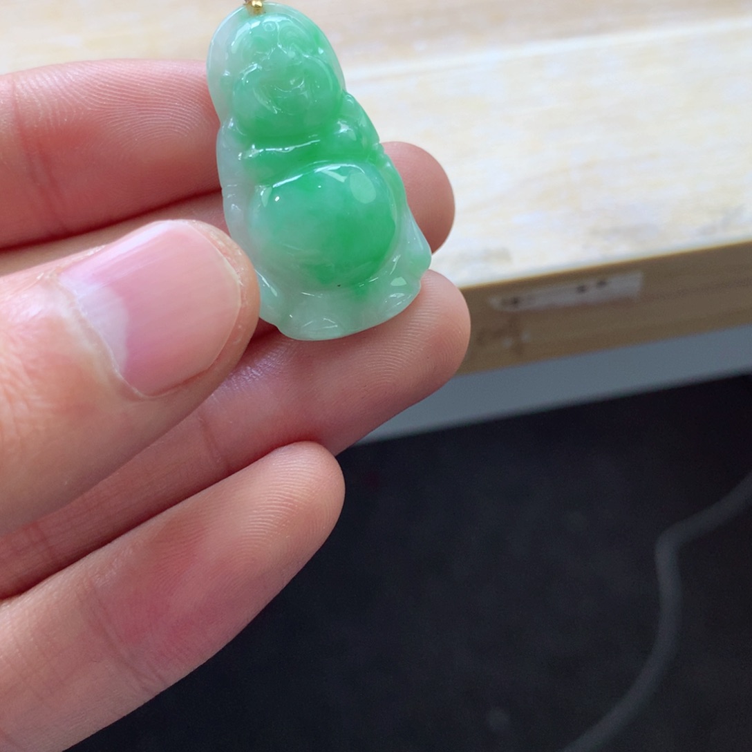 翡翠颈饰18K金镶嵌吊坠