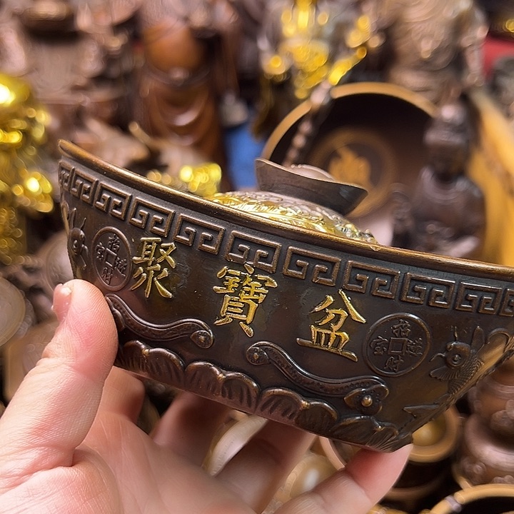 铜123666788997678999