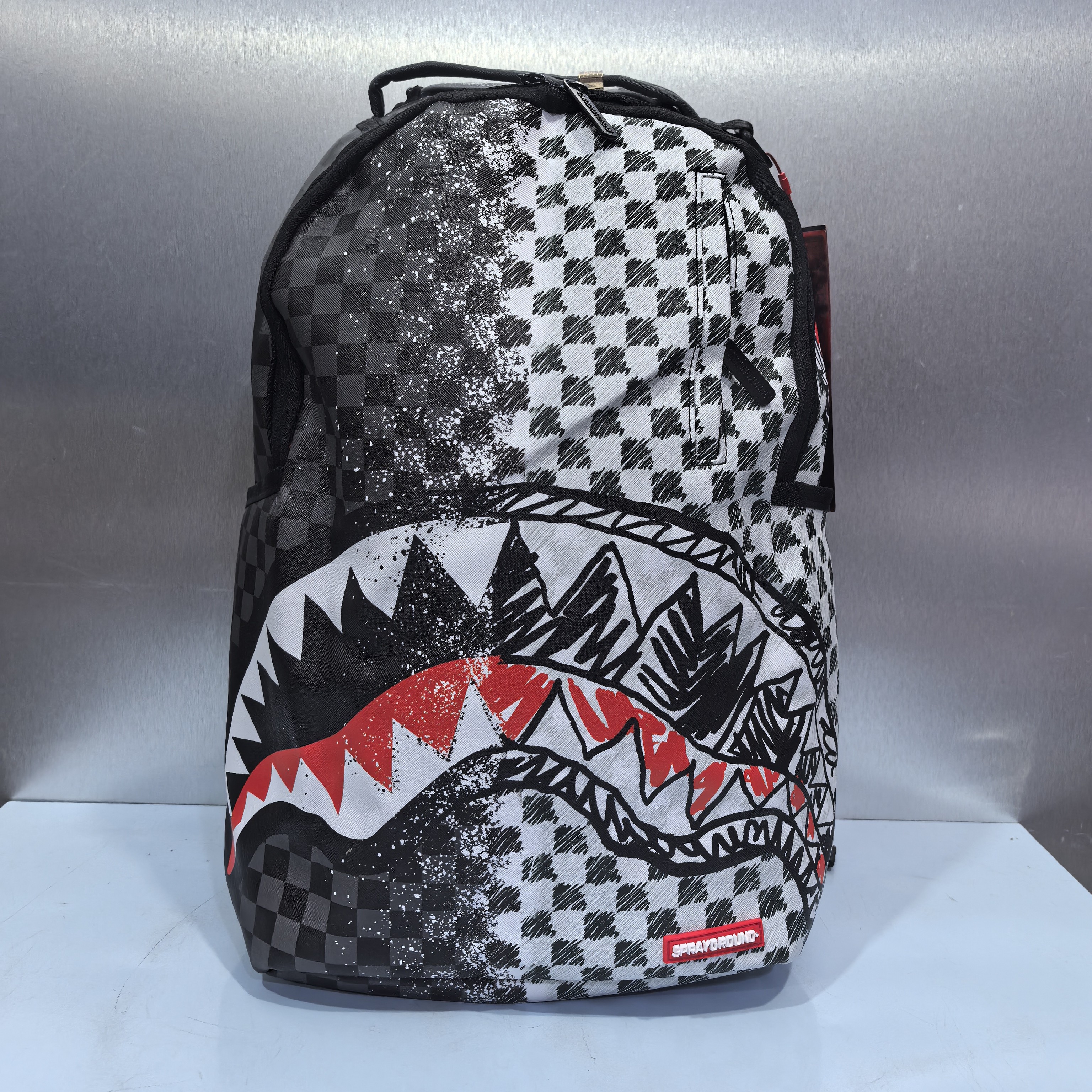 LX-121592-SPR潮流拼接手绘格纹鲨鱼嘴印花时尚百搭双肩包