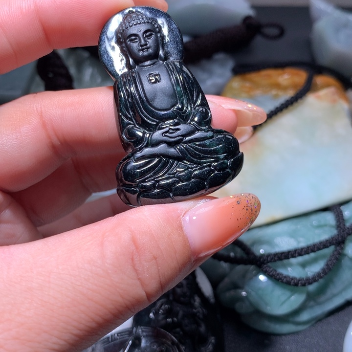 阿***拓翡翠未镶嵌颈饰保真天然A货翡翠