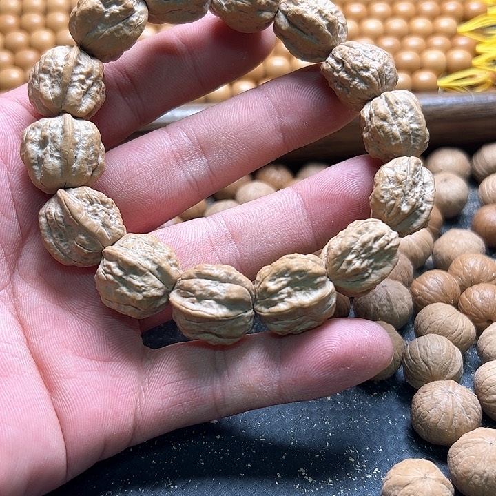 猴头核桃手串蛤蟆头