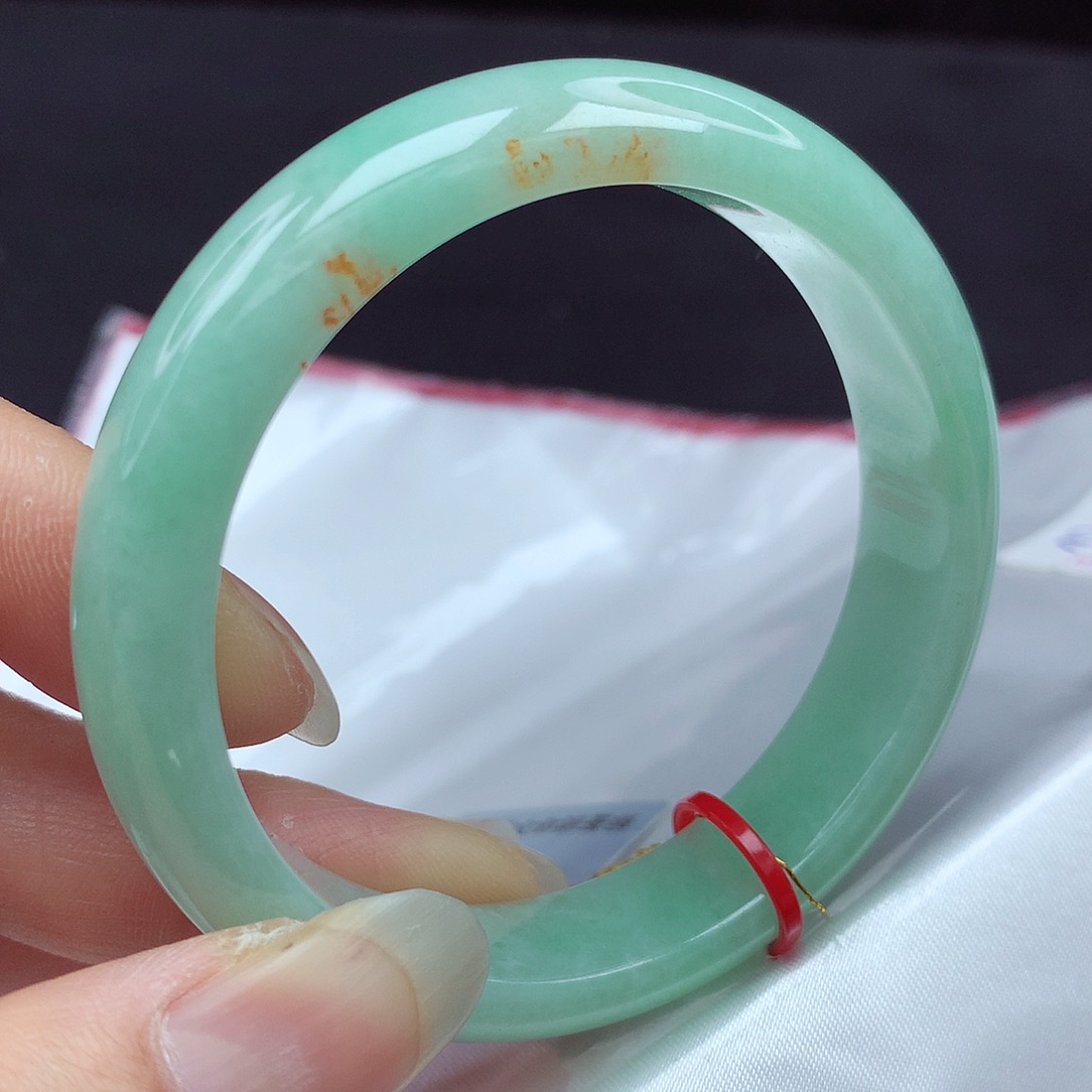 翡翠手镯未镶嵌54圈372