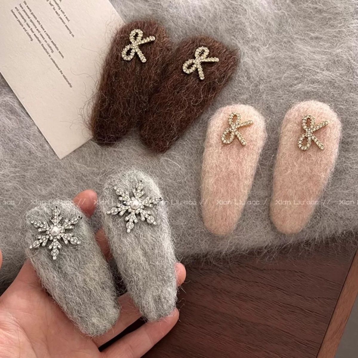 秋冬氛围感雪花毛绒发夹女边夹侧边蝴蝶结一字夹半扎发刘海鸭嘴夹