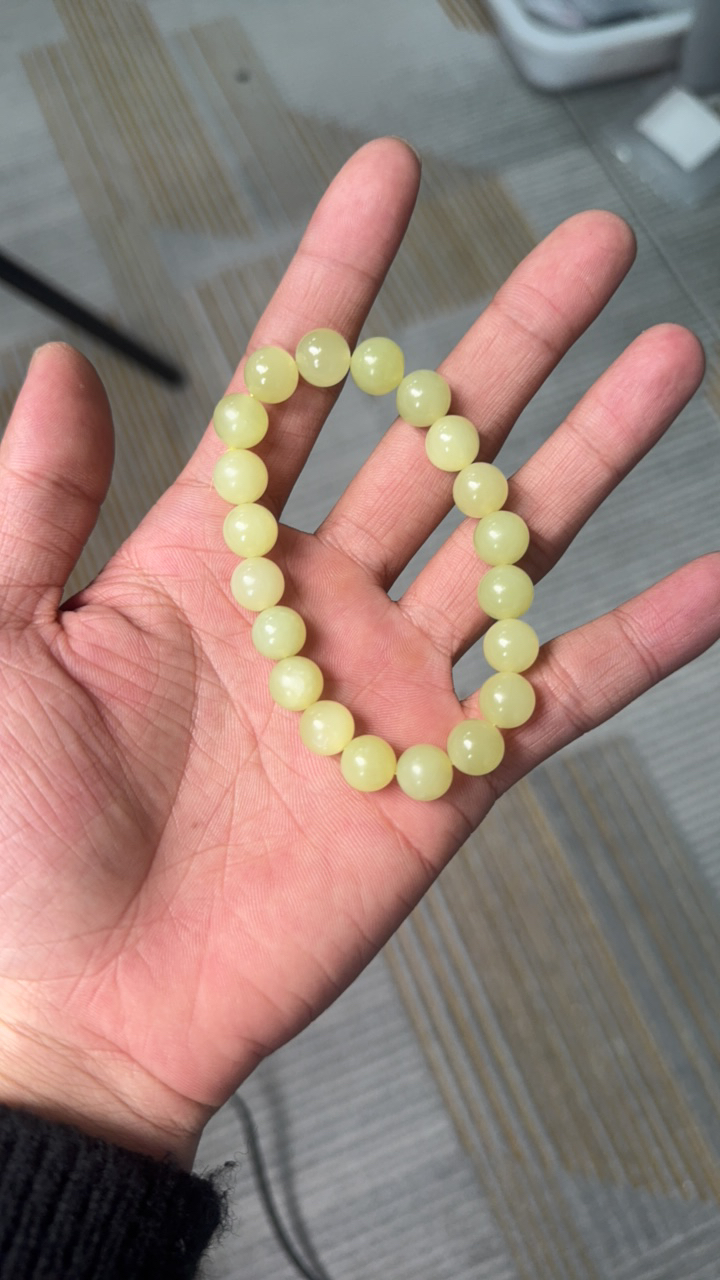 纯天然新疆和田玉若羌冰黄口10mm