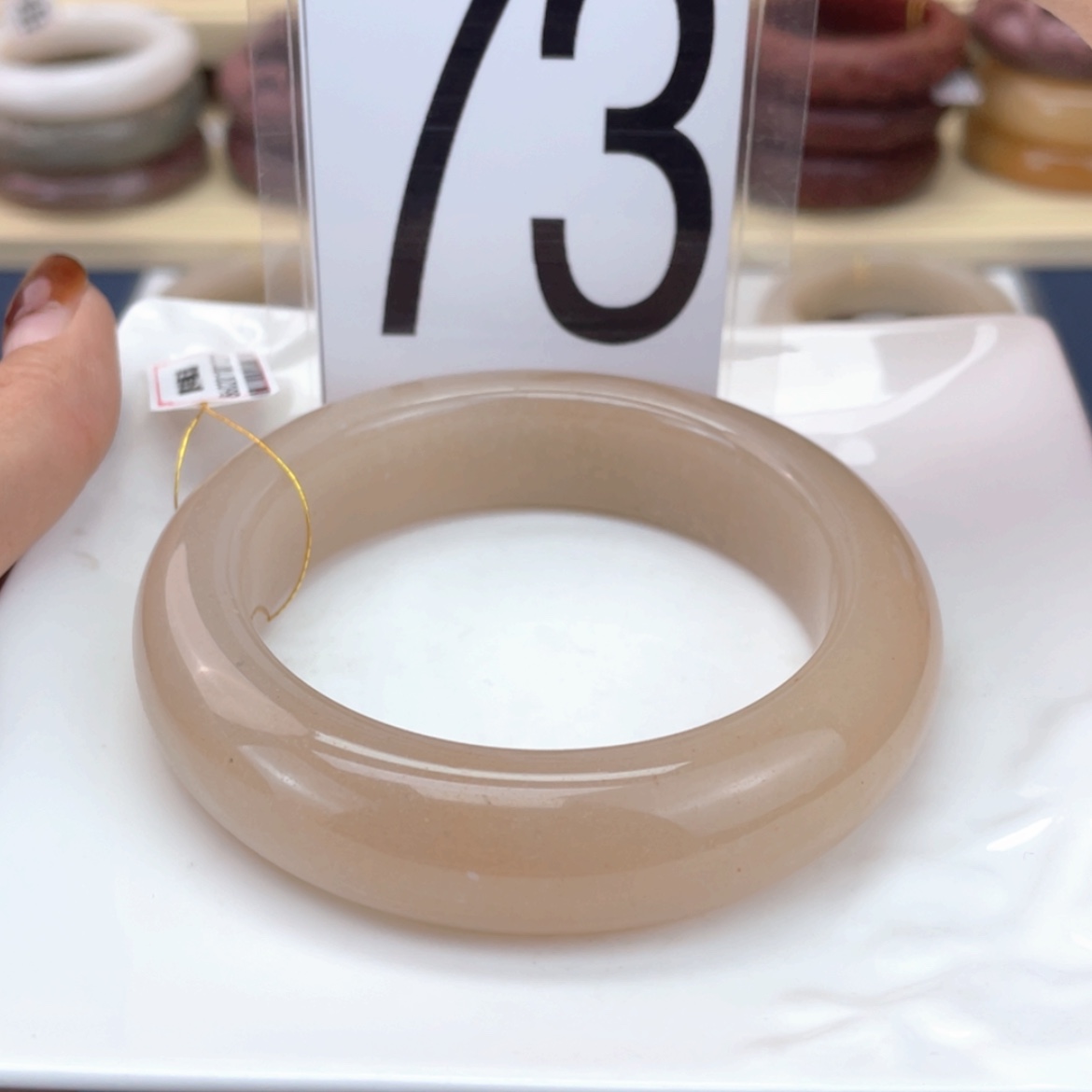 【闪购商品】石英质玉手镯未镶嵌