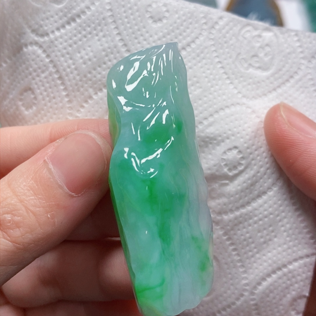 【闪购商品】翡翠吊坠(不含链)未镶嵌526