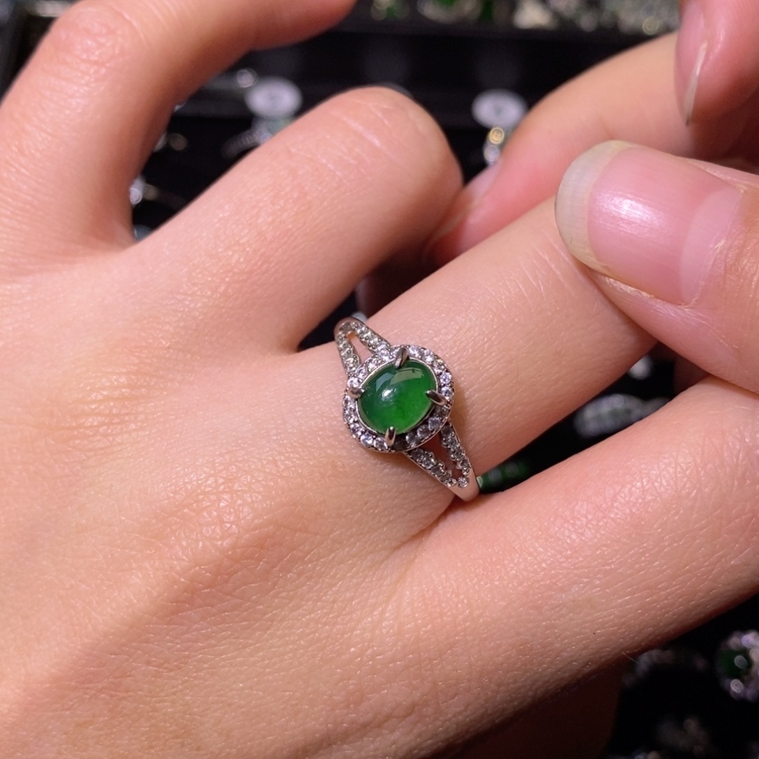 翡翠未镶嵌颈饰天然