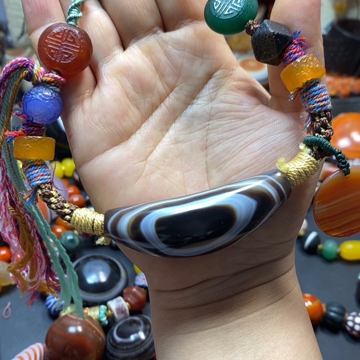 玛瑙/玉髓未镶嵌颈饰