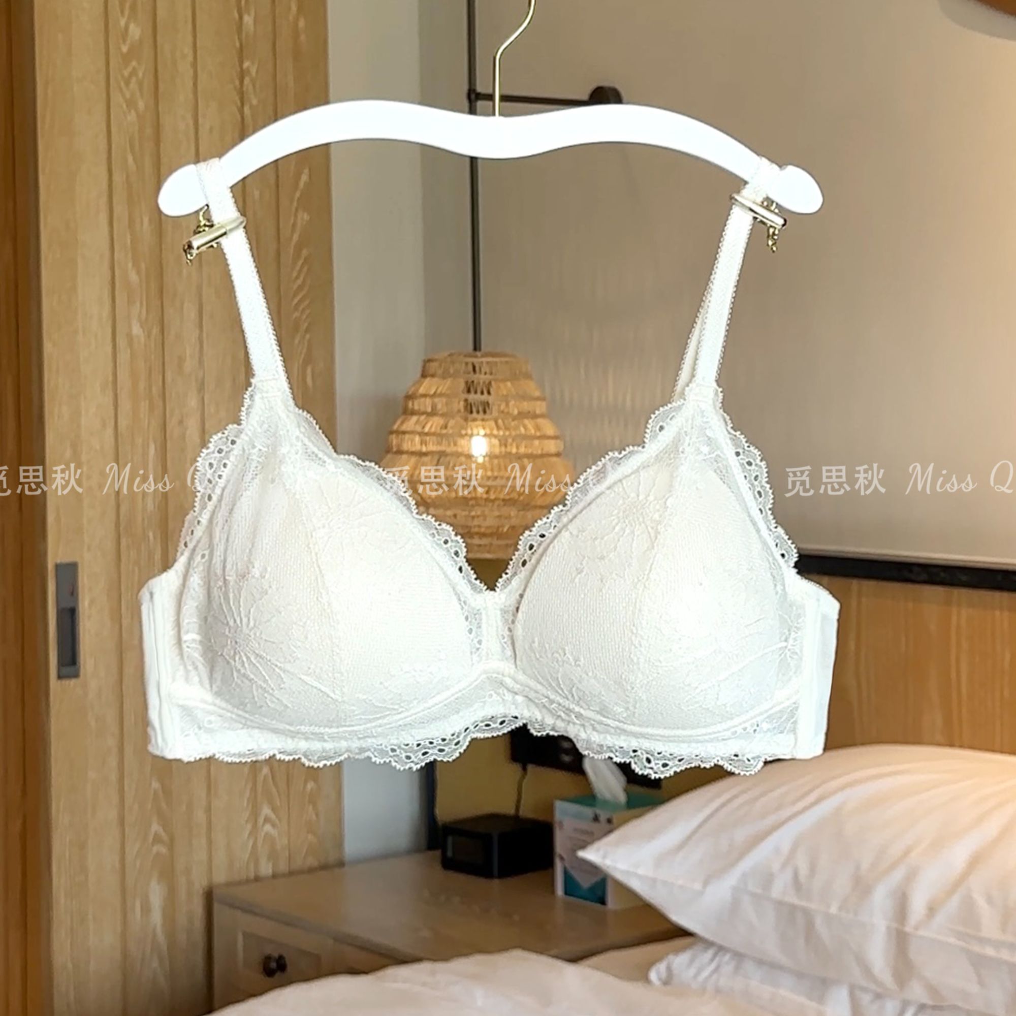 【觅思秋】蒲公英细肩带法式蕾丝小胸三角杯内衣舒适花边性感女薄款