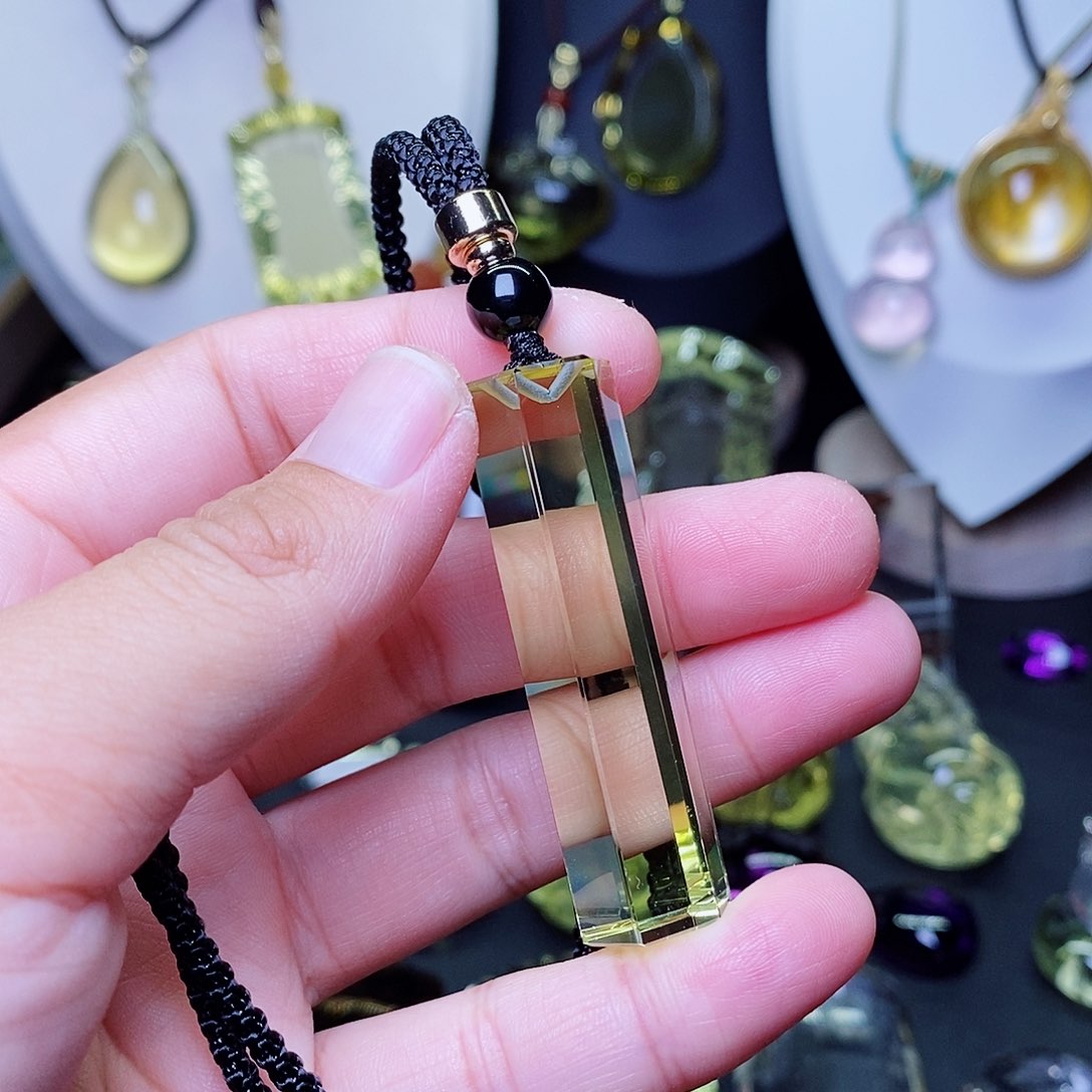 未镶嵌吊坠(不含链)水晶