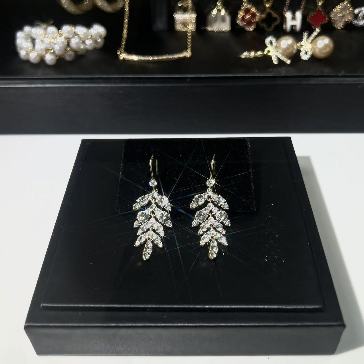 铜合金合成锆石耳饰 E031「闪耀叶穗」奢华高定爆闪轻奢耳挂耳饰