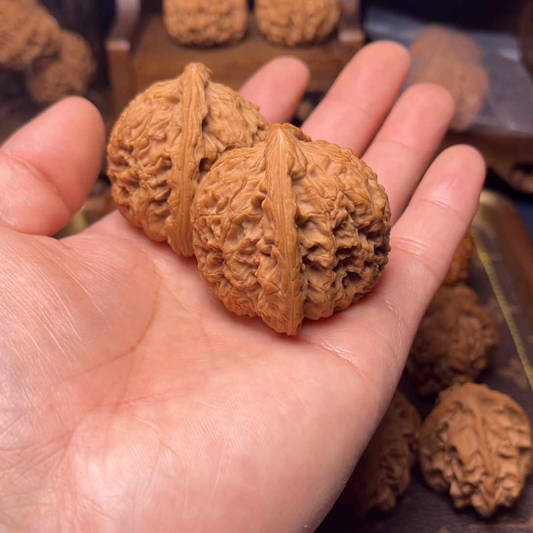 文玩核桃吊坠ƪ****雅南疆44