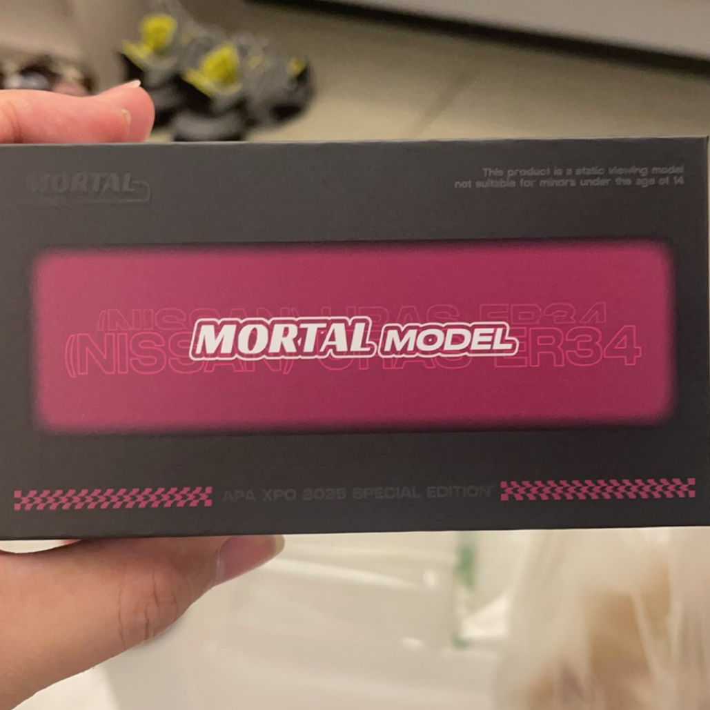Mortal ER34 佛山改装展超级限定电镀粉色ER34，GTR签名兑换车