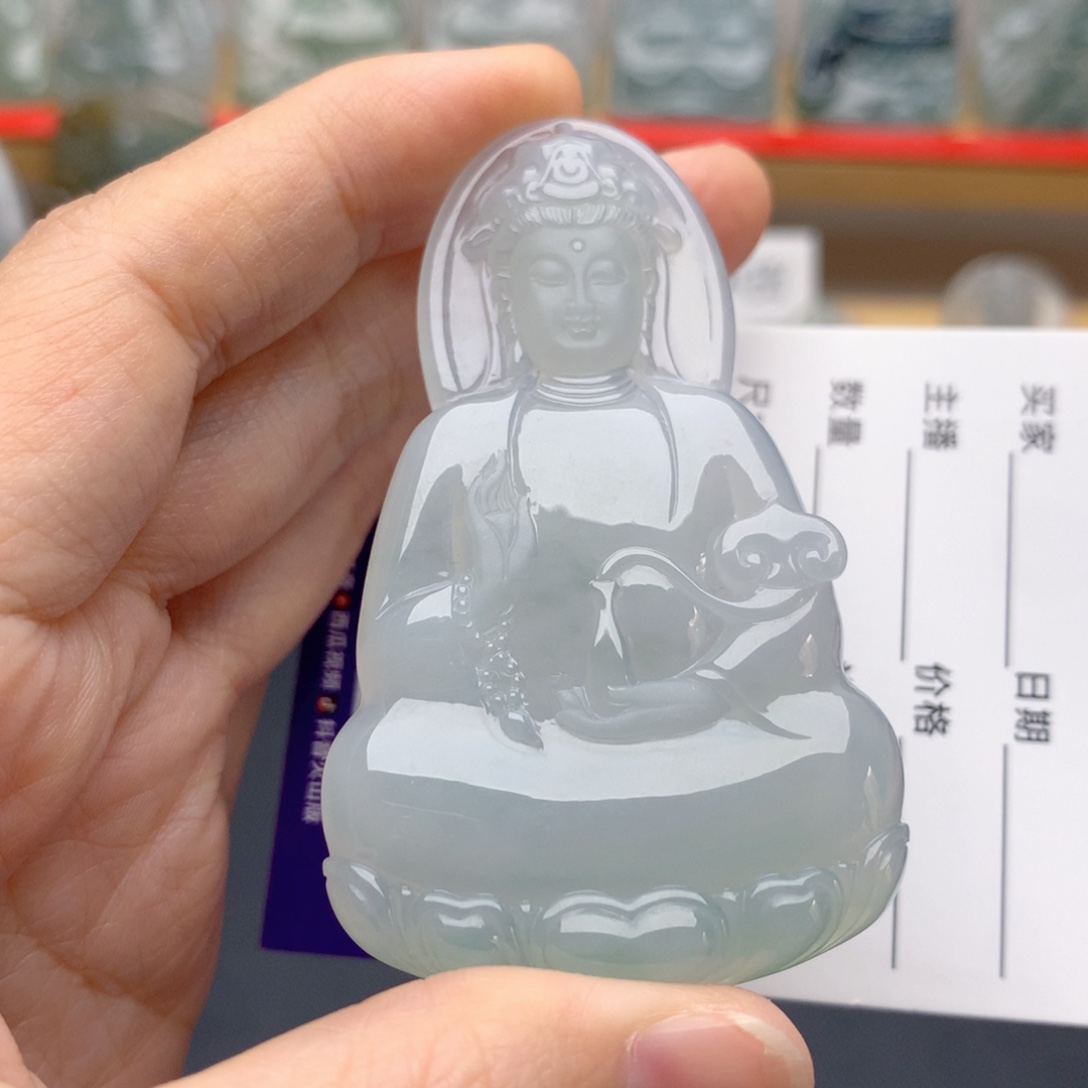 ****祖翡翠未镶嵌颈饰素衣