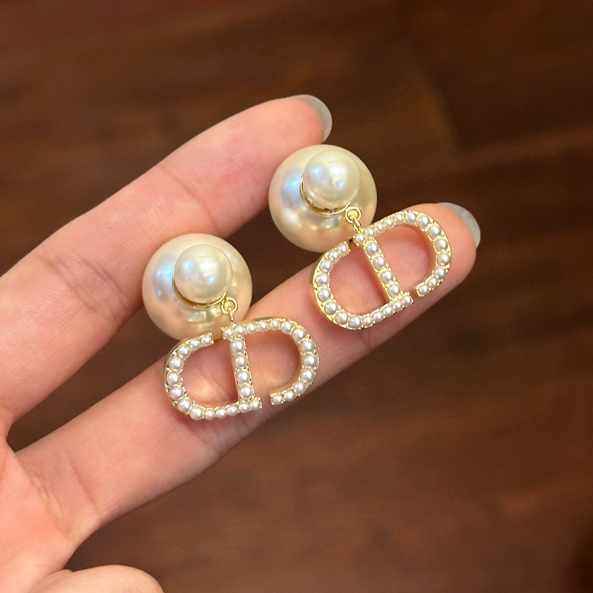 铜合金仿珍珠耳饰 E0390 时尚气质韦雪同款小米珠字母耳钉