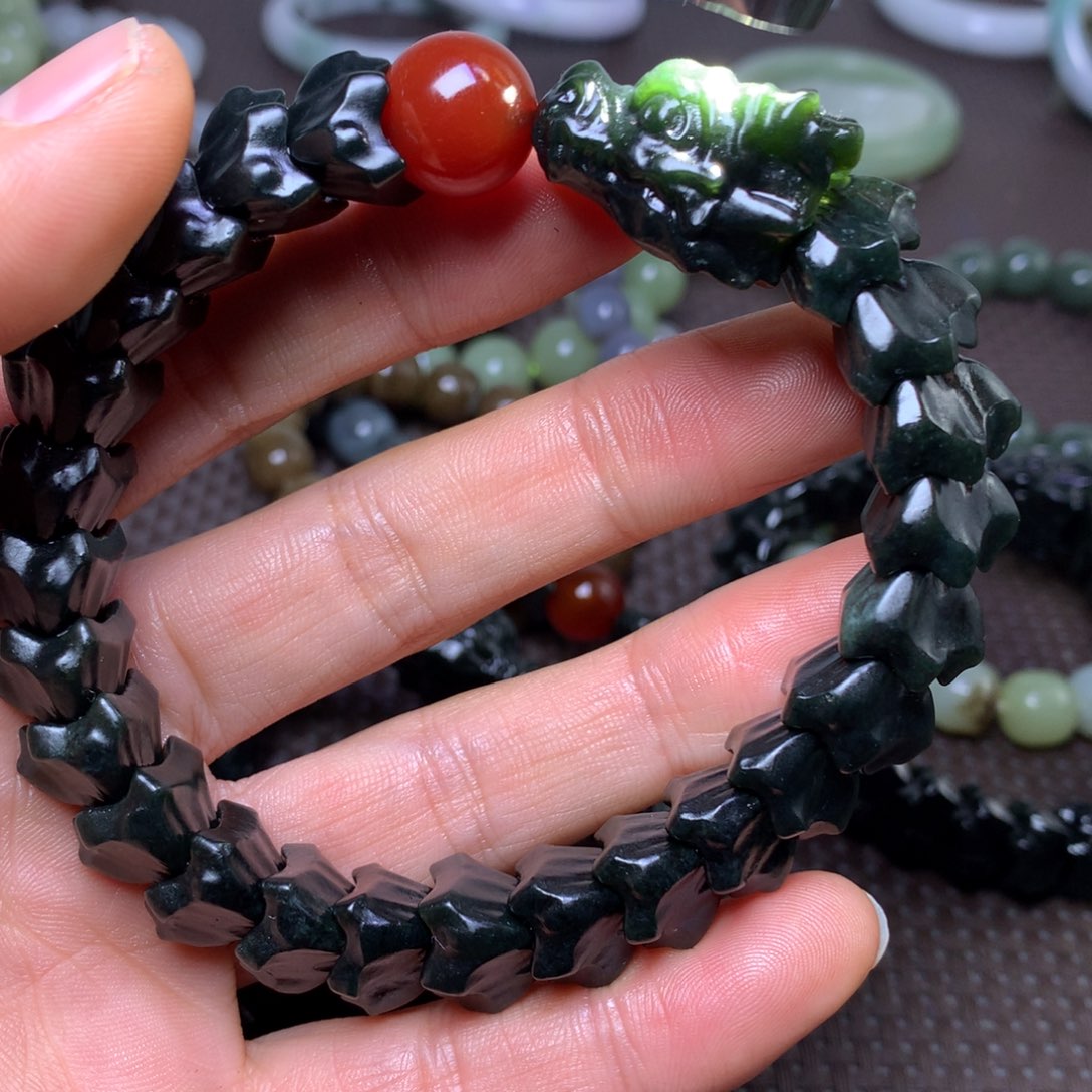 未镶嵌手串和田玉18