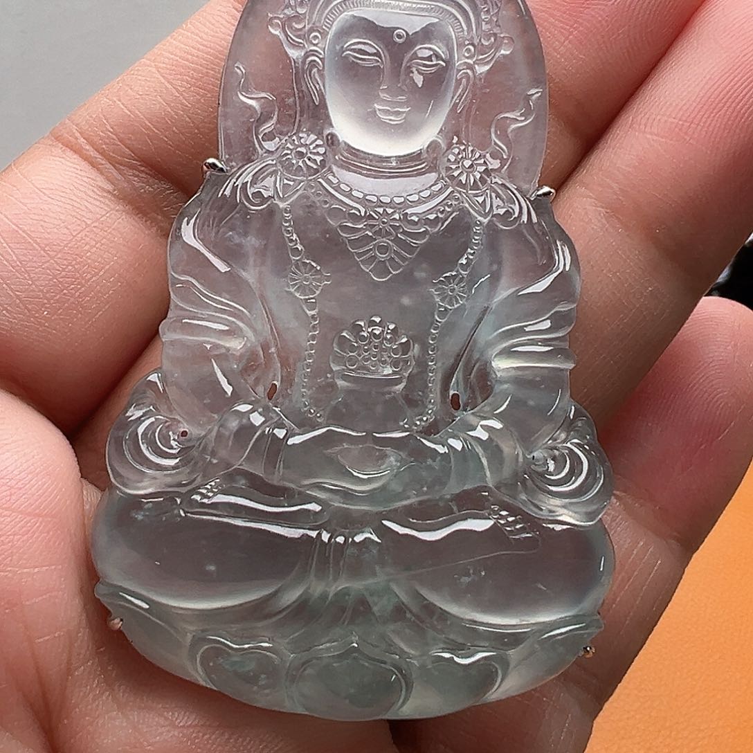 翡翠颈饰18K金镶嵌高冰度母