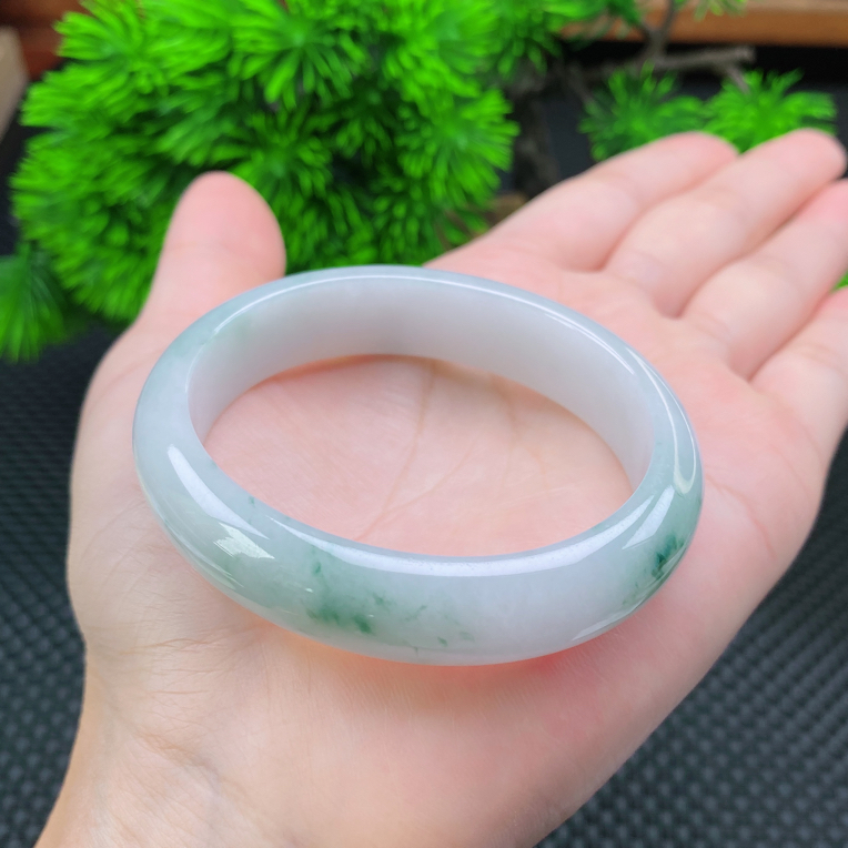 缅甸天然翡翠A货 飘花贵妇镯尺寸54.5-12.3-7.3mm