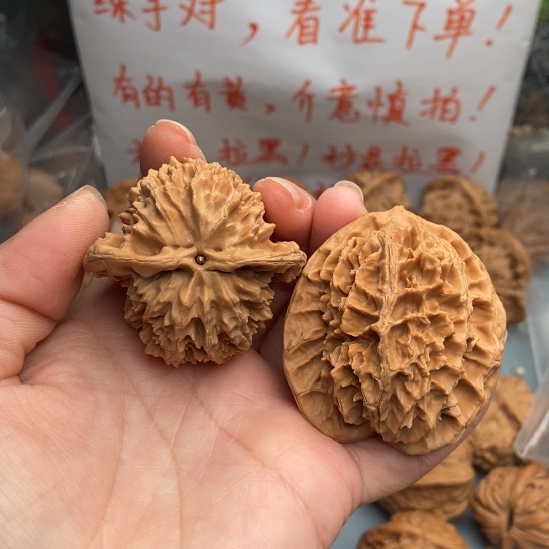 文玩核桃把件大刺3
