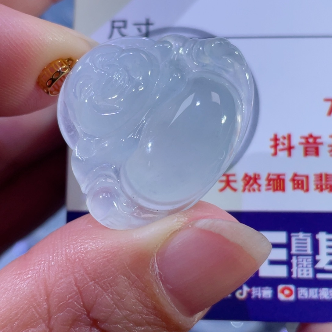 翡翠颈饰18K金镶嵌佛公