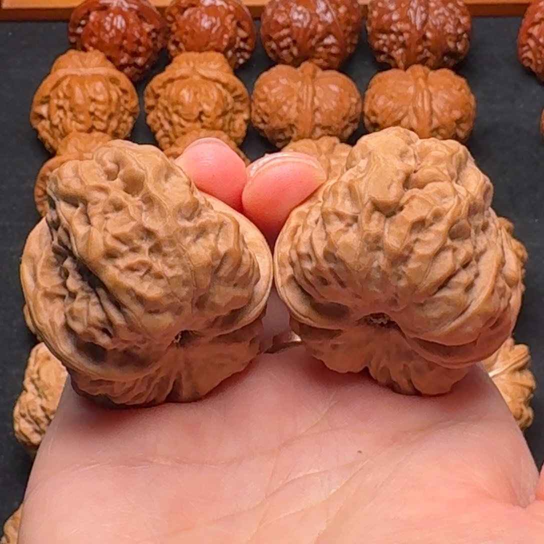 玲***豆文玩核桃精品蛤蟆37