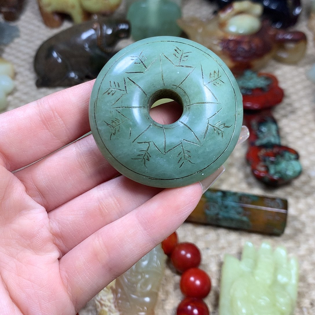 白玉菩提吊坠挂件