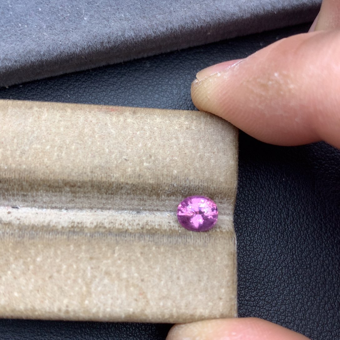 裸石蓝宝石0.98ct无烧